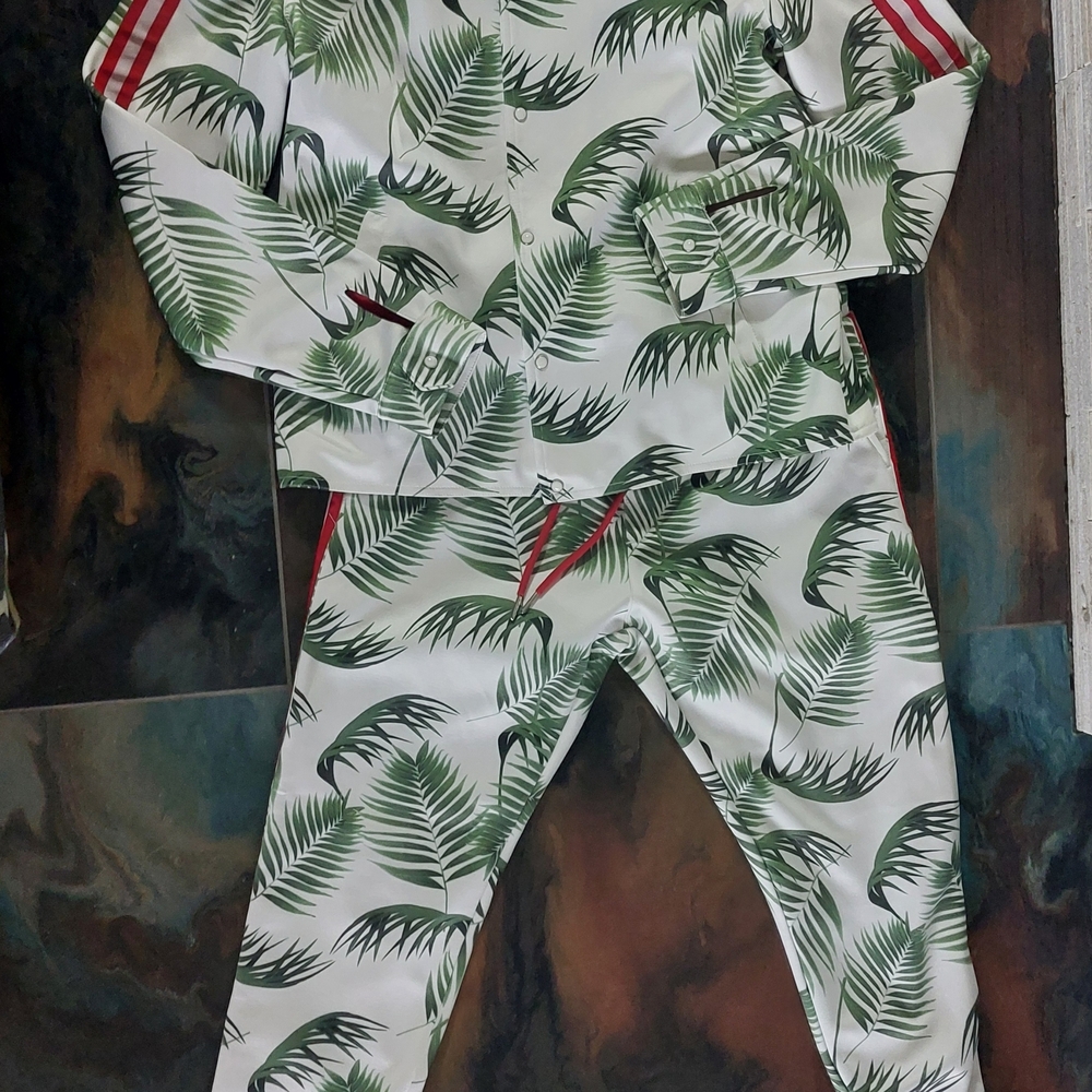 Forever 21 Men White Shirt with Green Palm Print